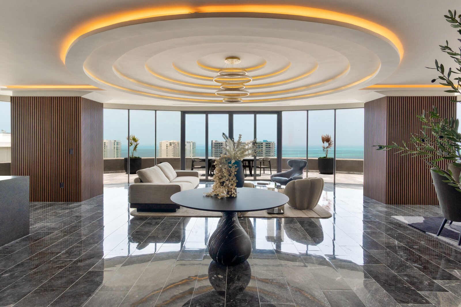 Penthouse con vista al mar